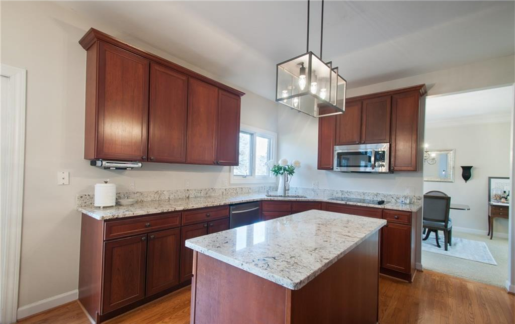 47320 Autumn Park Crt, Novi, MI 48374